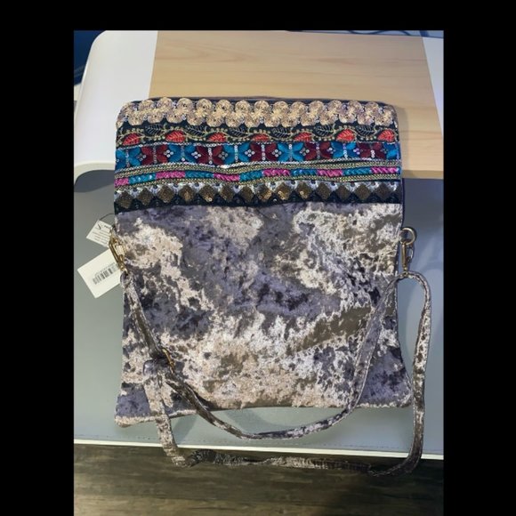Elegant fashion purse, grayish purple velvet with colorful embroidered designs - Picture 7 of 8